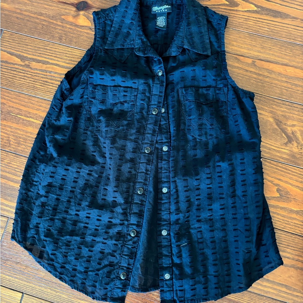 Women's Black Sleeveless Top